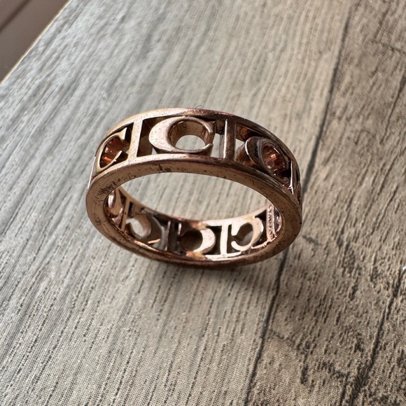 Coach Rose Gold Tone Cutout Ring size 7 - Picture 3 of 4